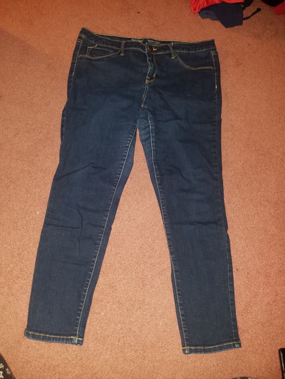Mossimo Short And Curvy Mid Rise Jeggings